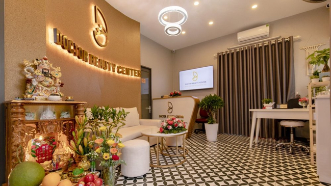 Slider image (6) Dr. Harvard - Plastic Surgery